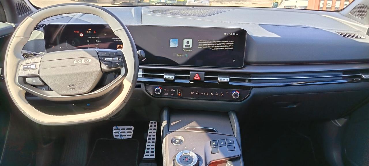 Kia Sportage 1.6 TGDi HEV AT GT-line Plus bicolor