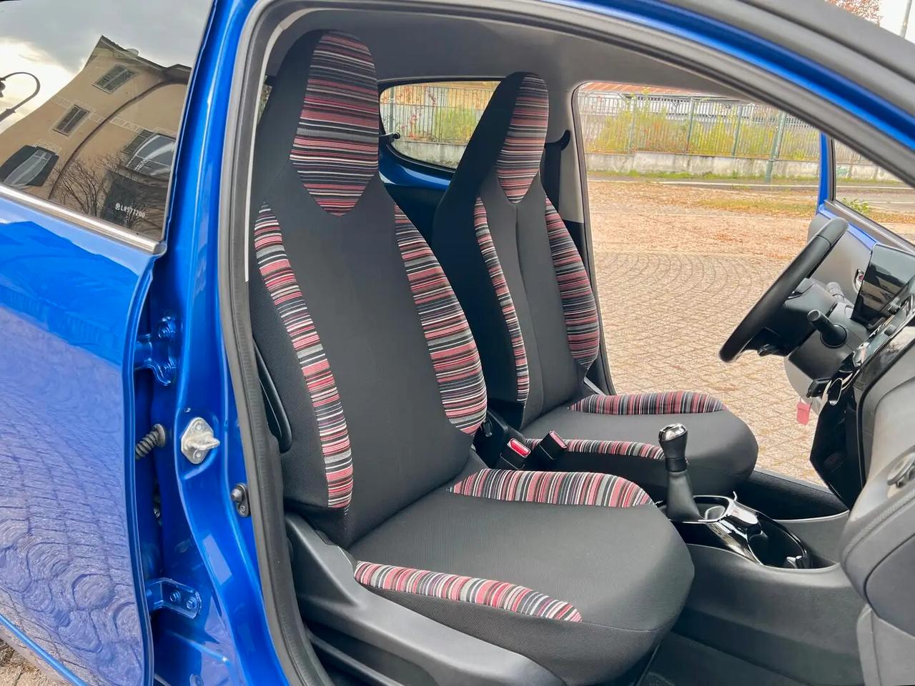 Citroen C1 5 Porte 1.0 VTi 72cv Shine Neopatentati