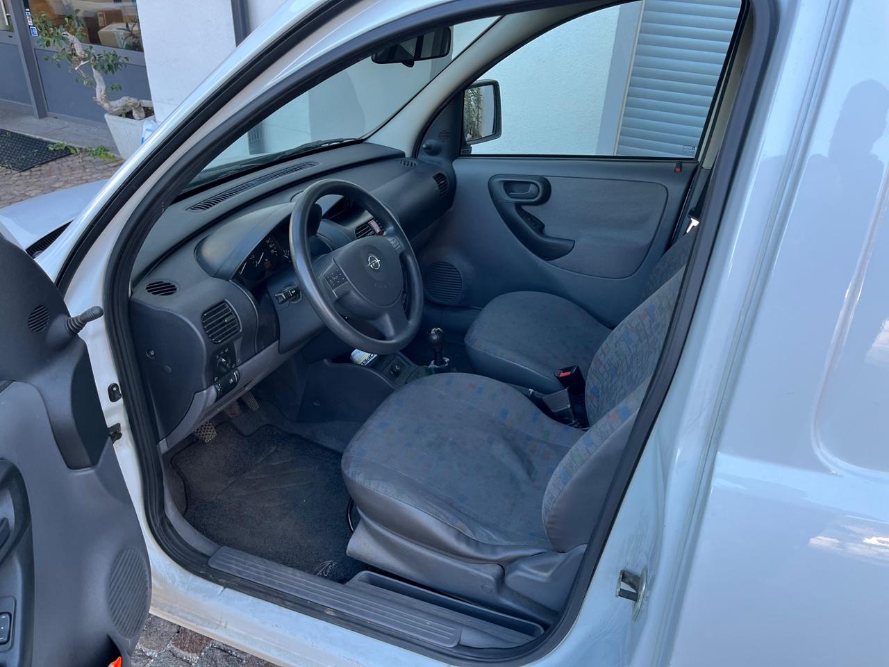 Opel Combo 1.7 CDTI 101CV 3p. Van