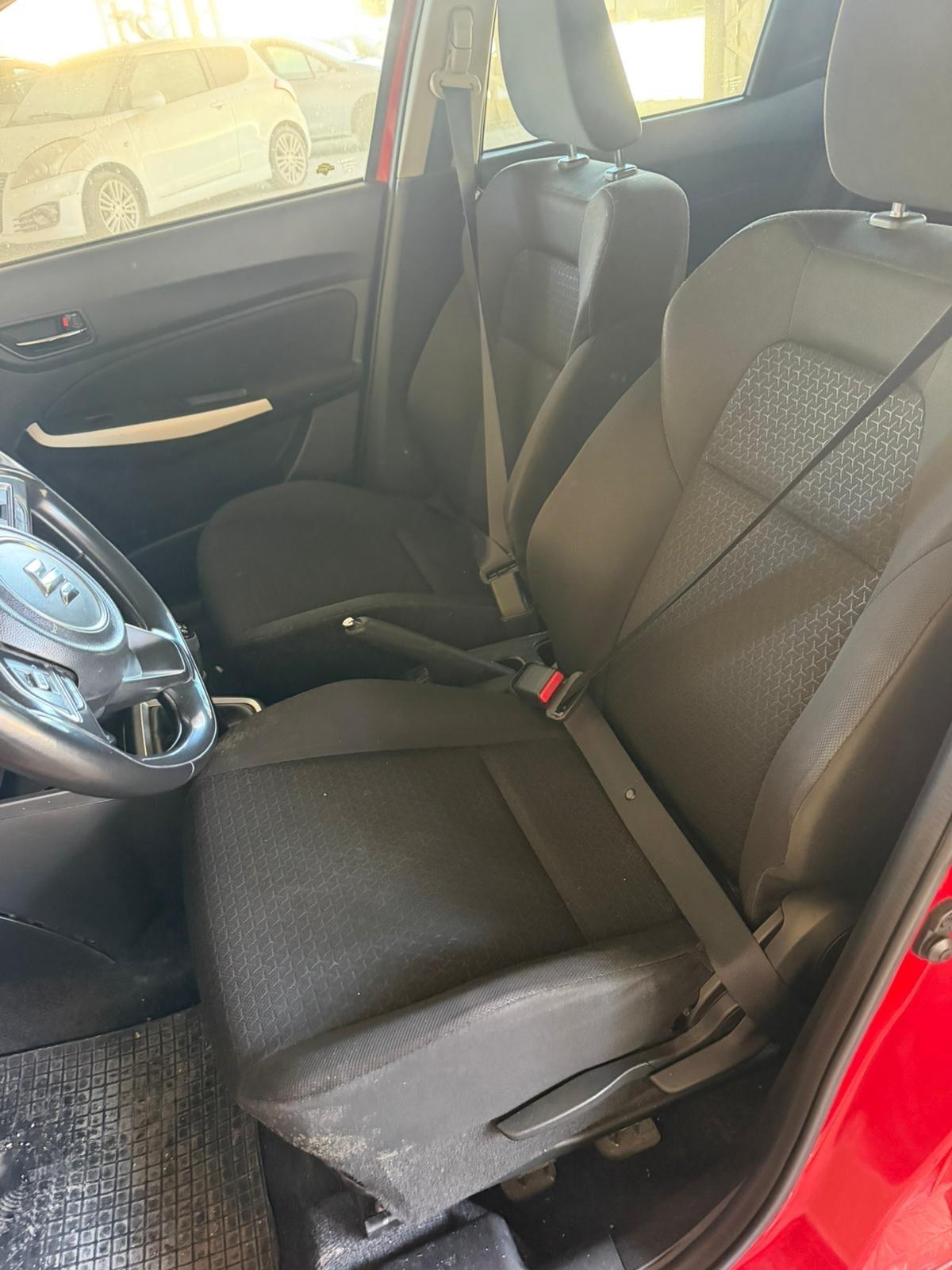 Suzuki Swift 1.2 Hybrid Top