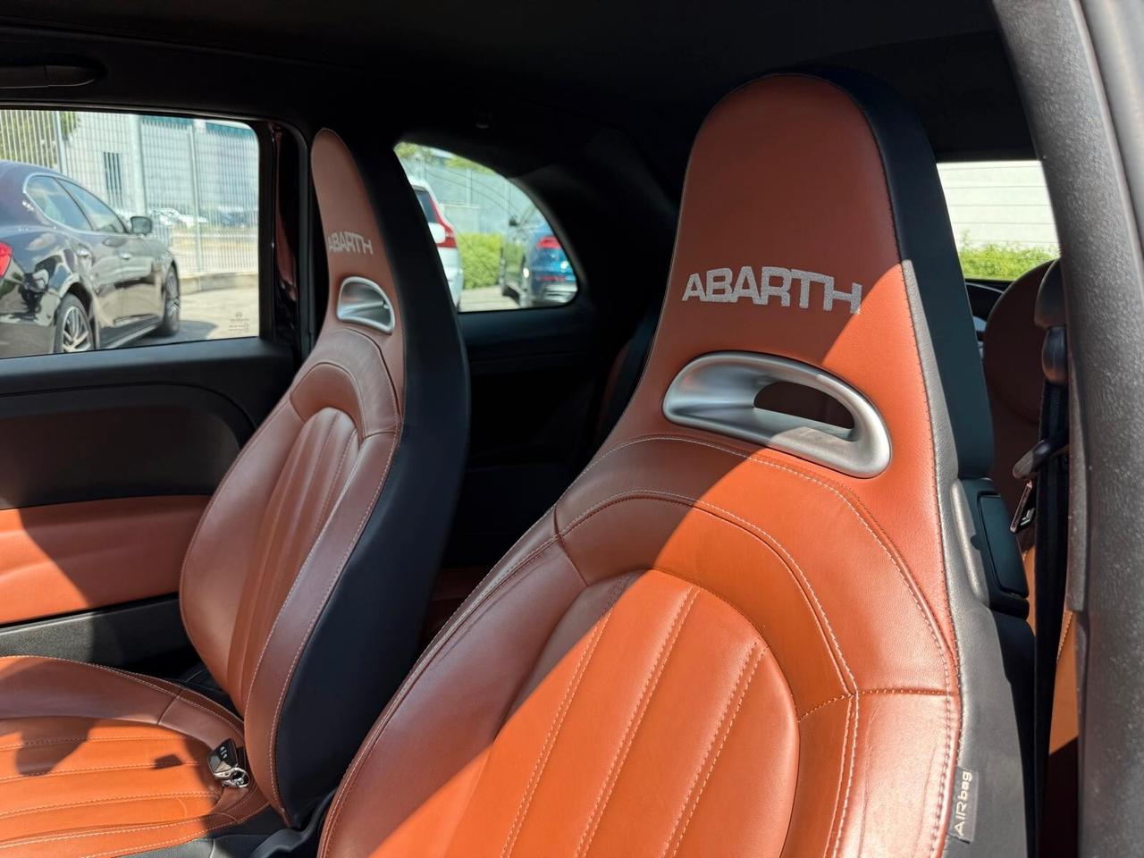 Abarth 595 C 1.4 Turbo T-Jet 180 CV Competizione