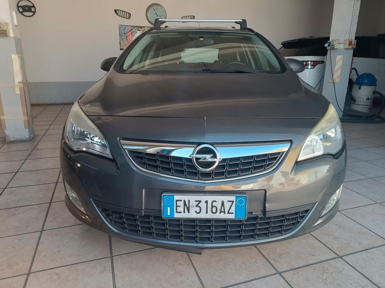 Opel Astra 1.7 diesel garanzia