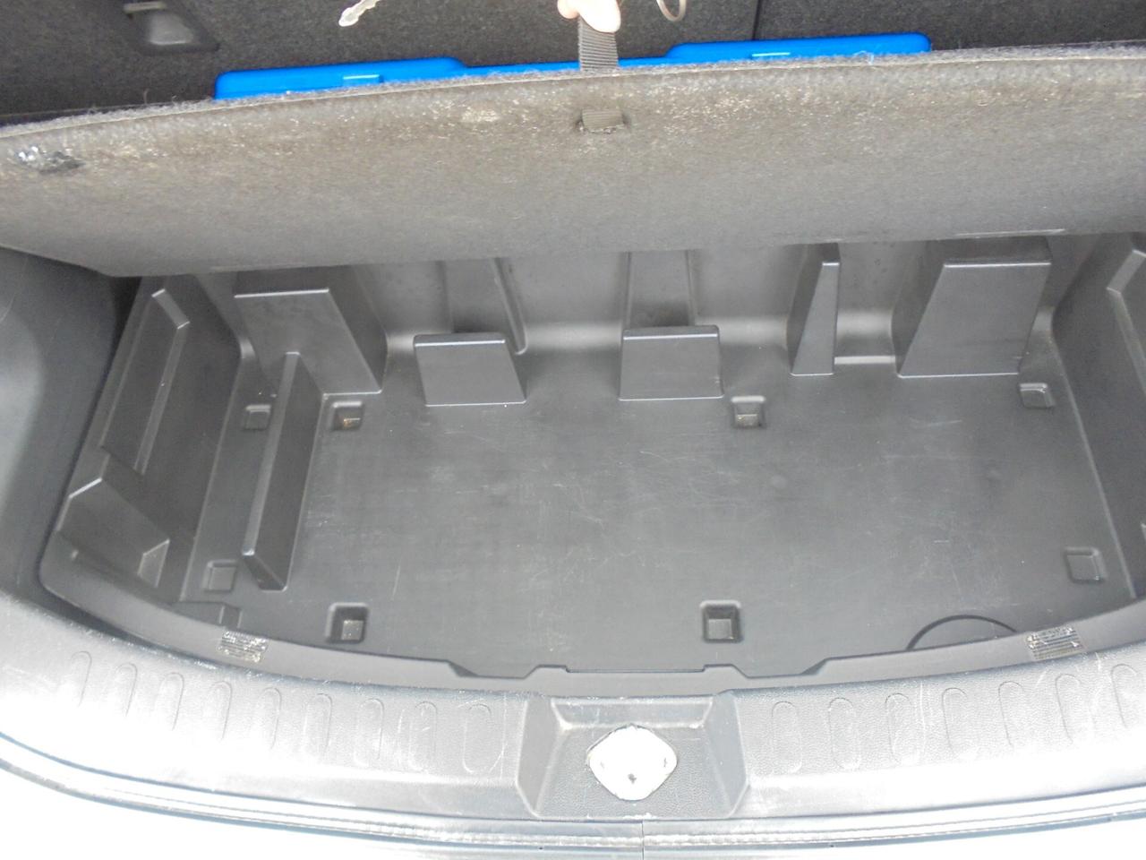 Suzuki Splash 1.0 VVT GL Style