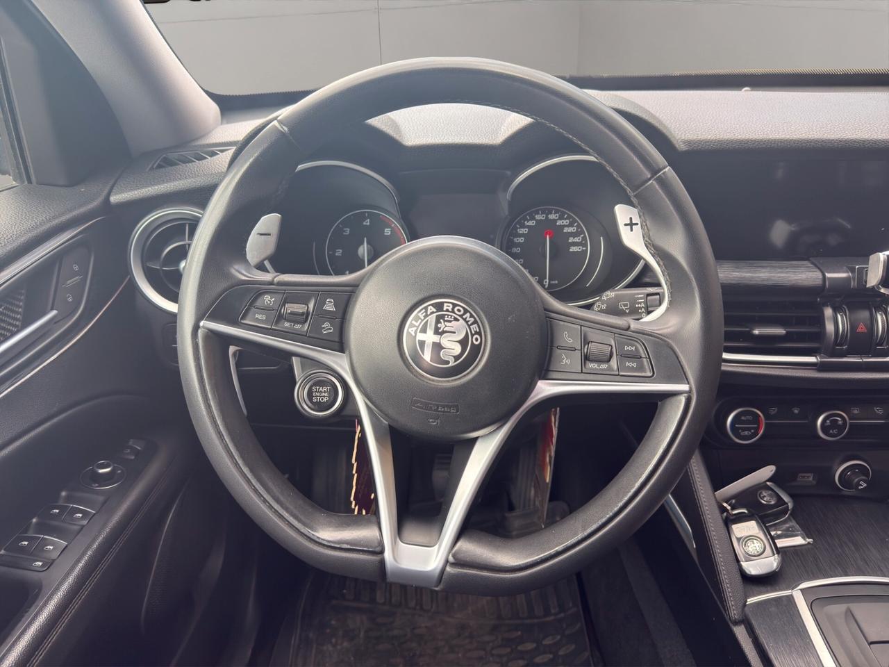 Alfa Romeo Stelvio 2.2 Turbodiesel 210 CV AT8 Q4 B-Tech
