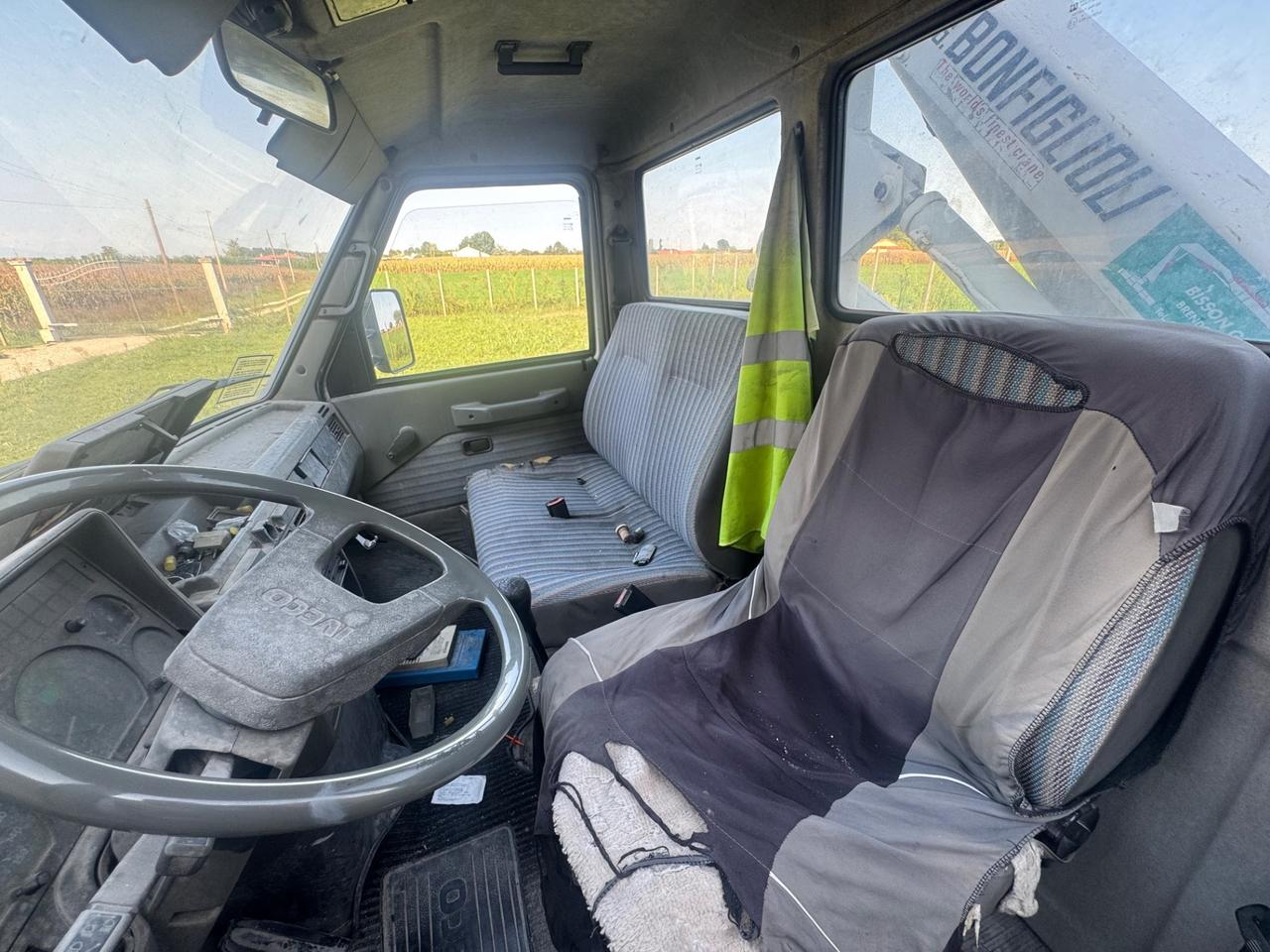 Iveco Daily con gru Botta davanti!!