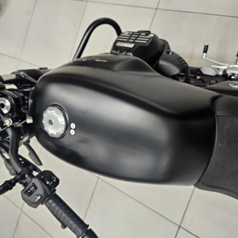 Moto Guzzi V7 Stone - 2026