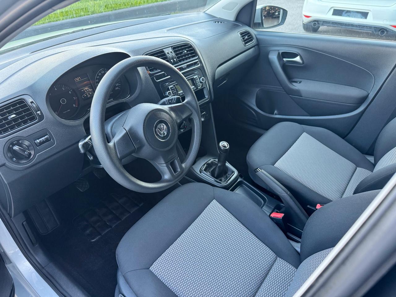 Volkswagen Polo 1.2 5 porte 61.000km NEOPATENTATI
