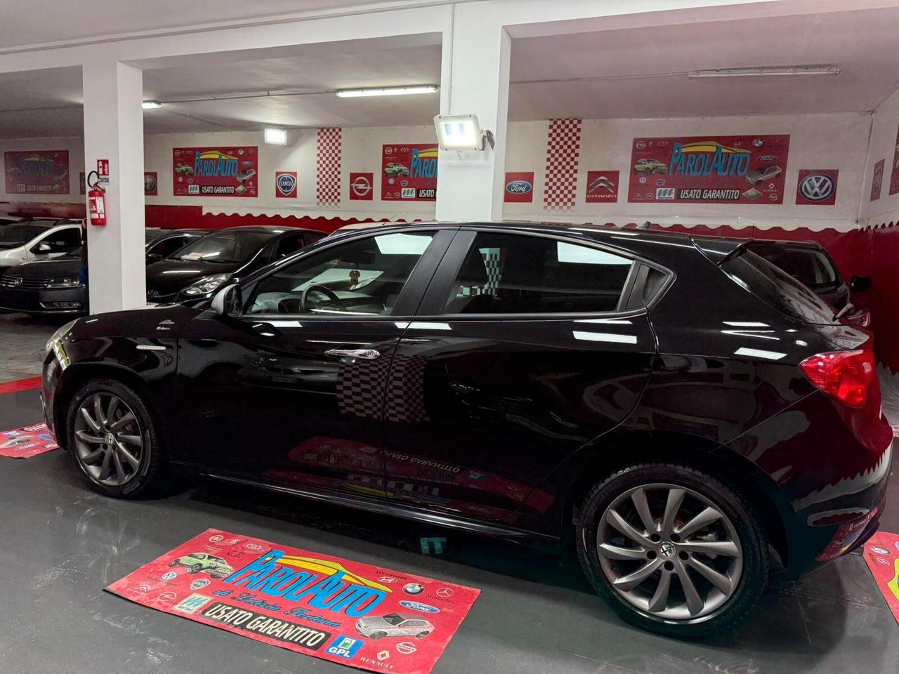 Alfa Romeo Giulietta 1.6 105cv Veloce - 2013