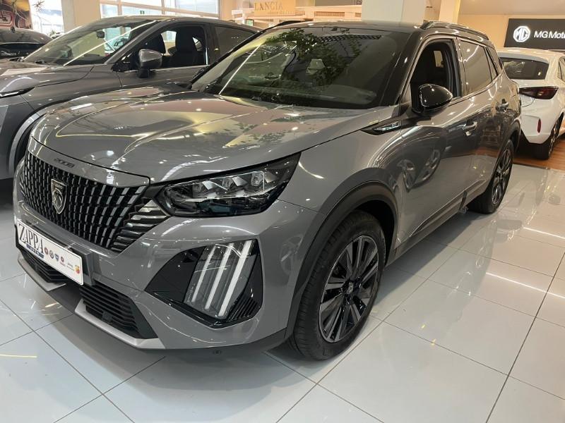 PEUGEOT 2008 motore elettrico 156 CV GT