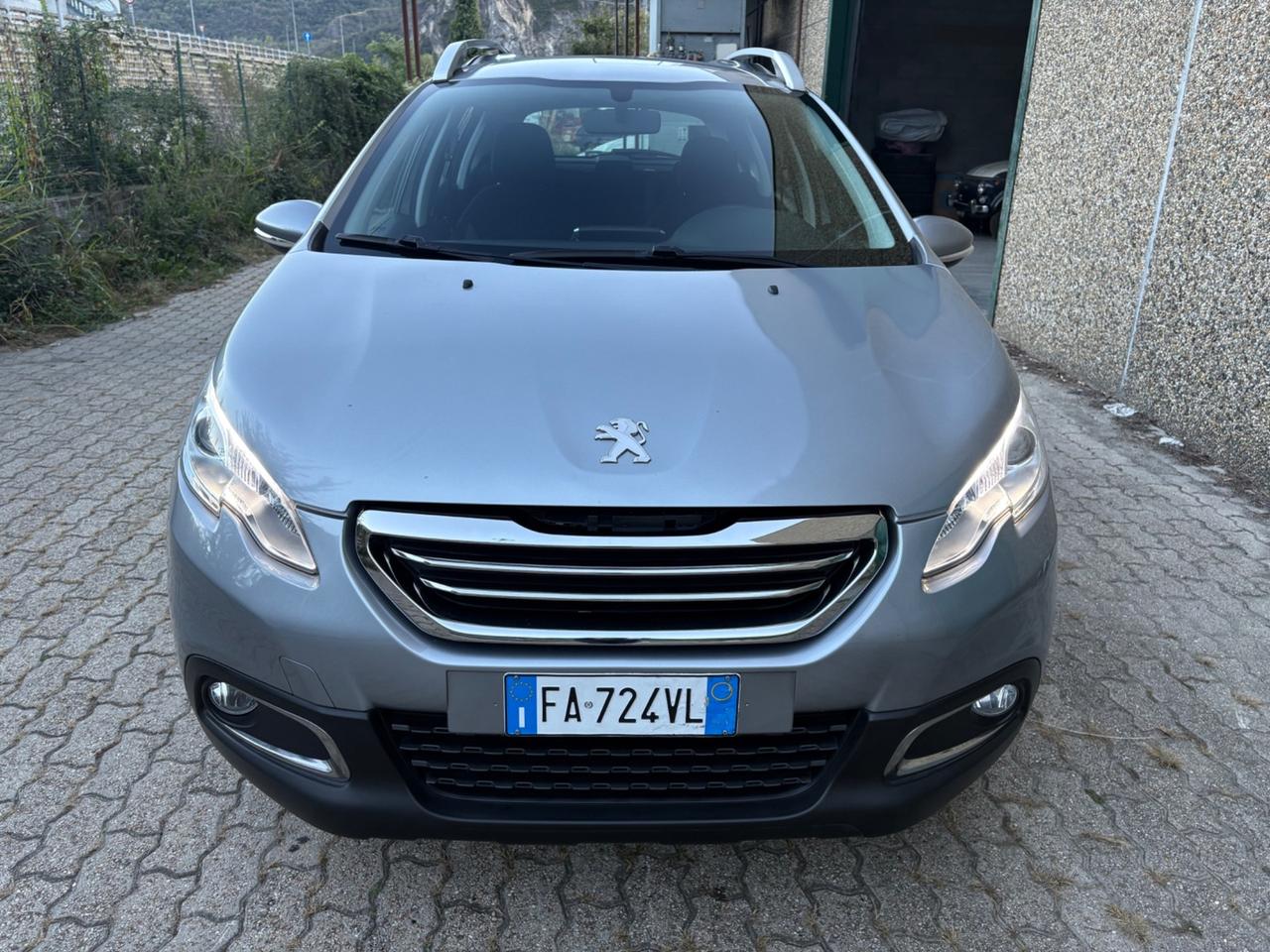 Peugeot 2008 PureTech 1.2 82cv Active