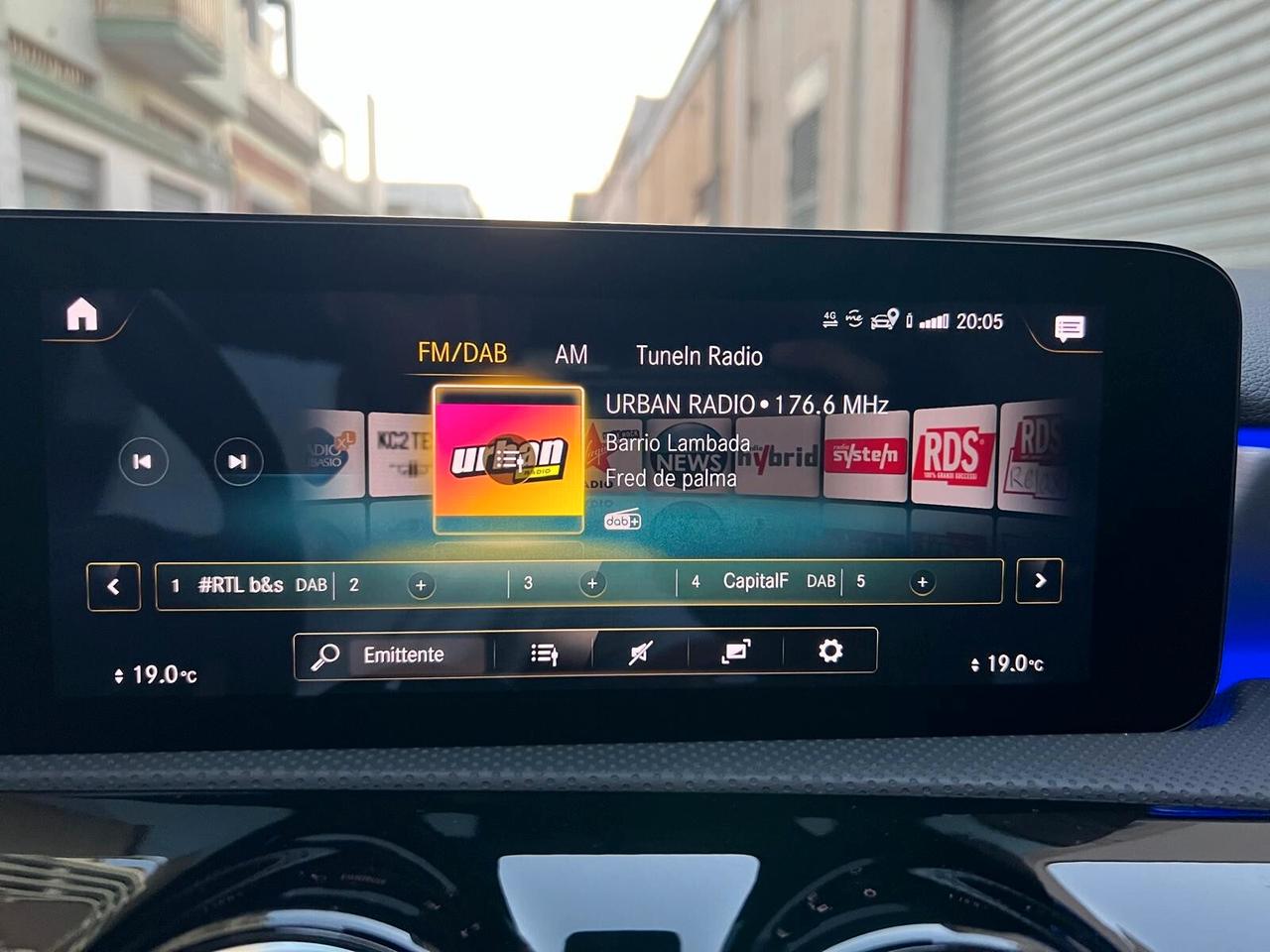 MERCEDES A35 AMG RACE EDITION 2.0 4MATIC 306CV TETTO PELLE NAVI ANNO 2021