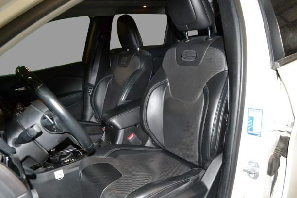 JEEP Cherokee OVERLAND 2.2 DS 4WD 9AT 195HP E6D