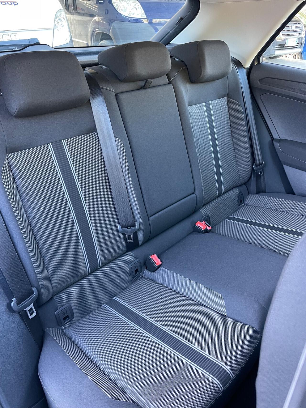 Volkswagen T-Roc 2.0 TDI SCR 150 CV DSG Business