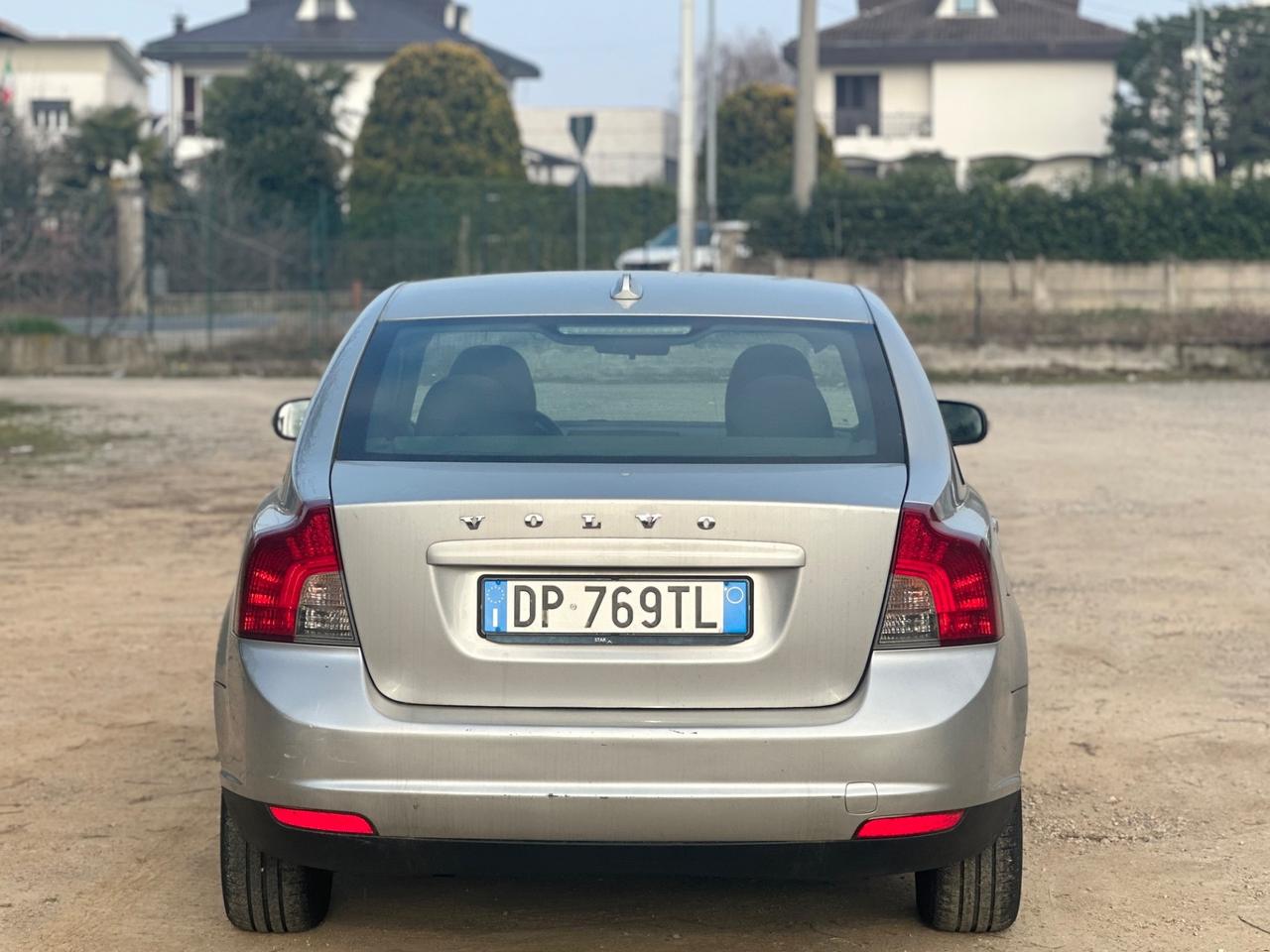 Volvo S40 1.6 16V cat Summum