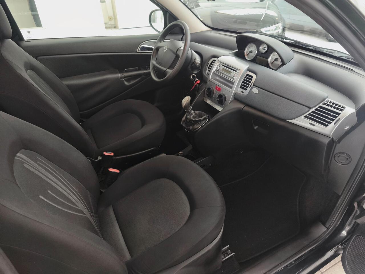 Lancia Ypsilon 1.2 69 CV Diva