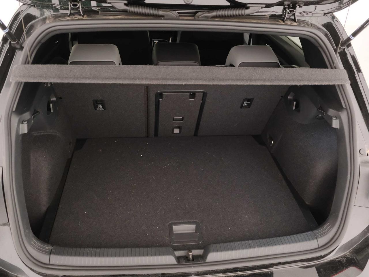 Volkswagen Golf 2.0 tdi scr 150cv r-line dsg