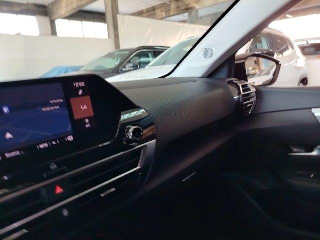 CITROEN C4 PureTech 130 EAT8 S&S Shine Pack AUTO
