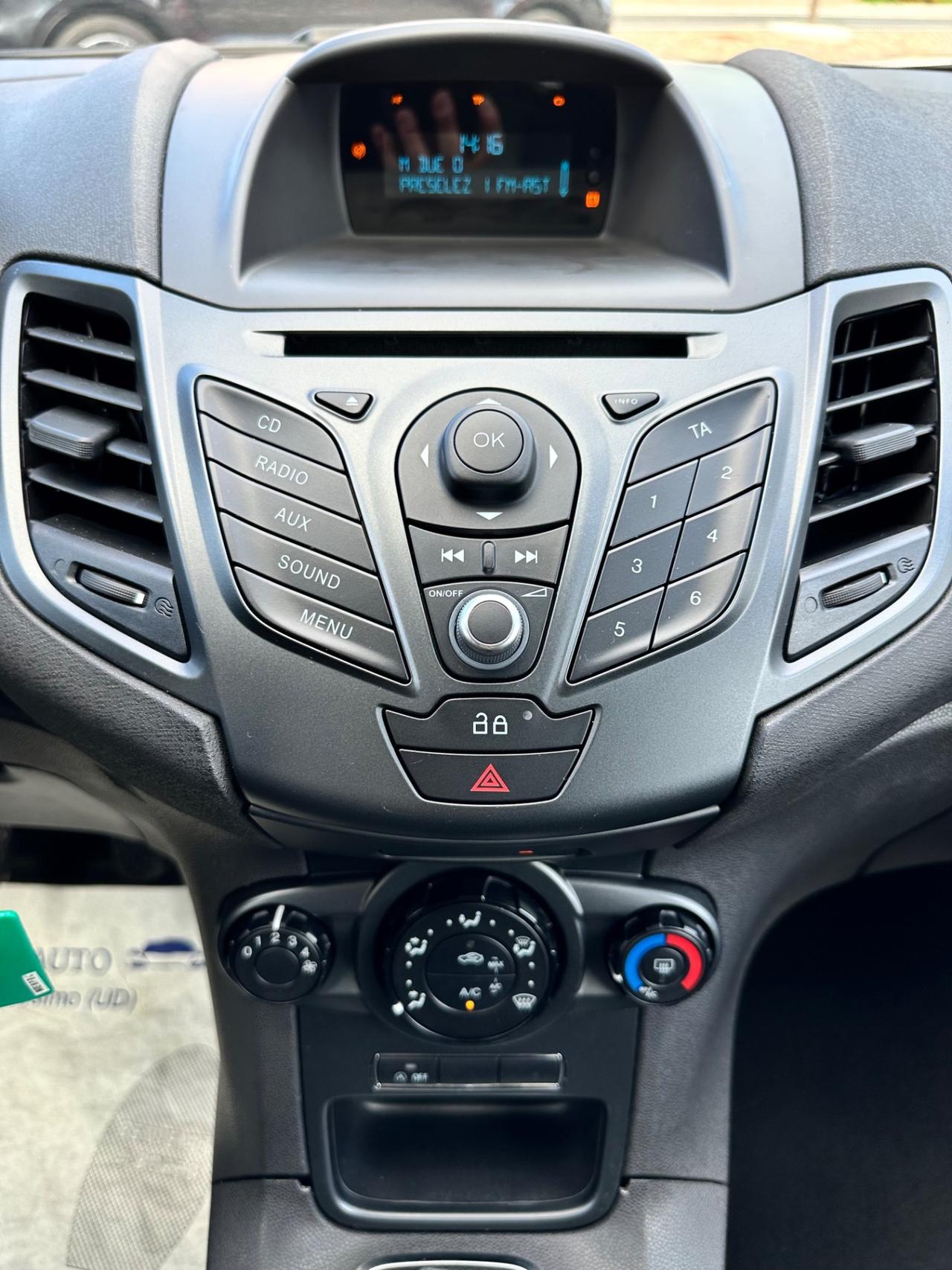 Ford Fiesta 1.0Bz 80CV 5P Titanium - Neopatentati