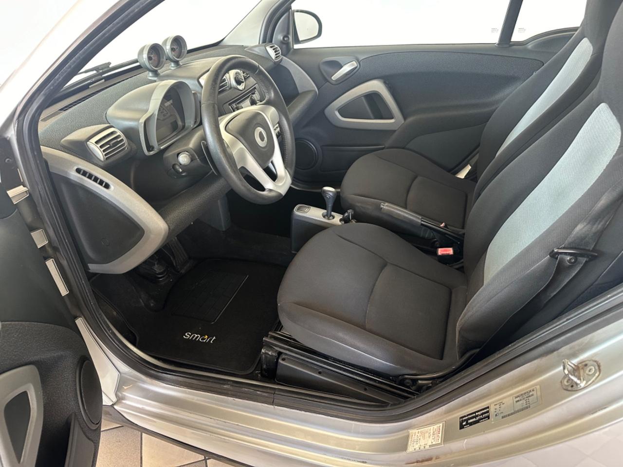 Smart ForTwo 1000 52 kW coupé limited one