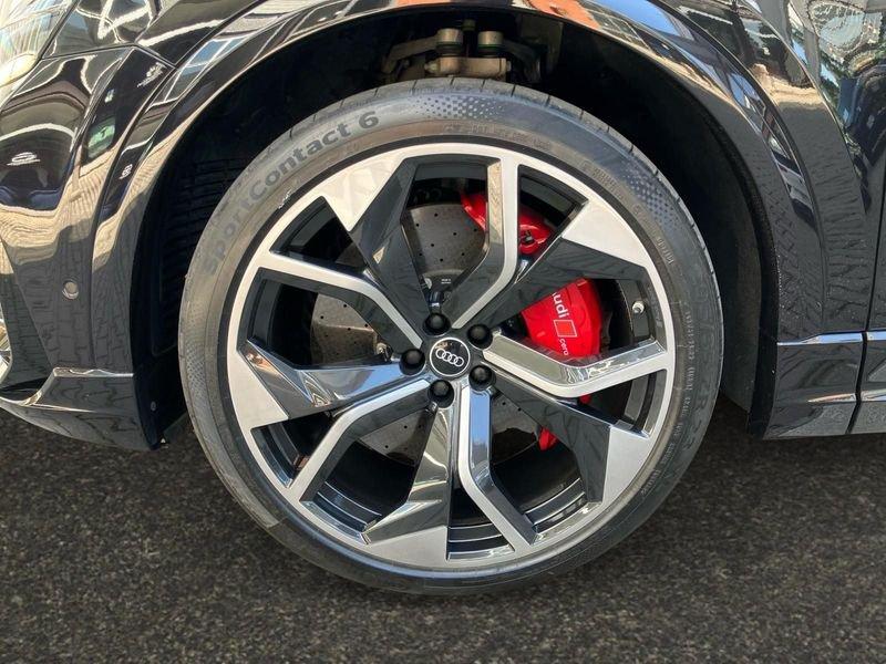 Audi Q8 RS TFSI V8 quattro tiptronic