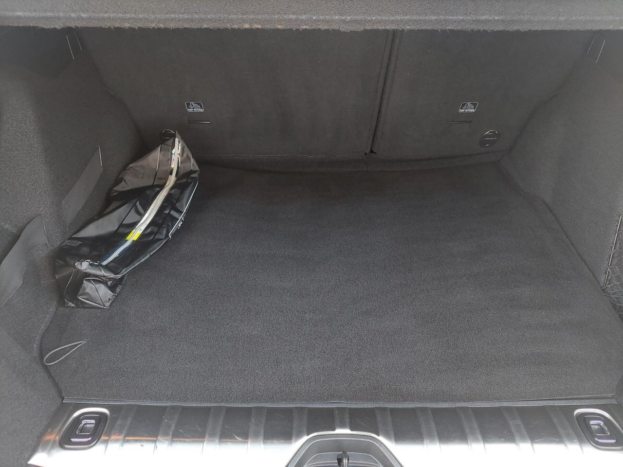 Peugeot 2008 BlueHDi 100 Allure SOLI 96.000KM