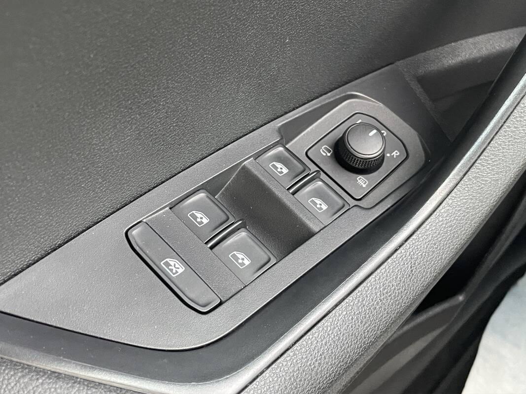 Skoda Karoq 2.0 tdi evo Executive 115cv AUTOMATICA E TELECAM