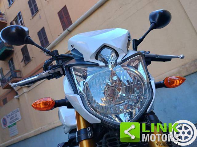 YAMAHA FZ8 FZ8