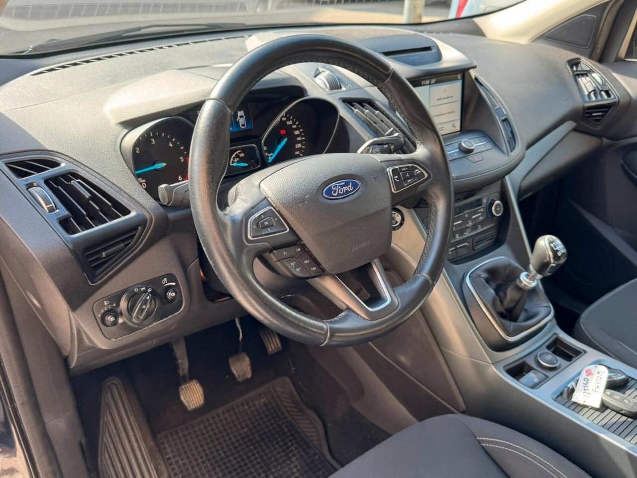 FORD KUGA 1.5 TDCI 120 CV. 2WD TITANIUM NAVI+CERCHI