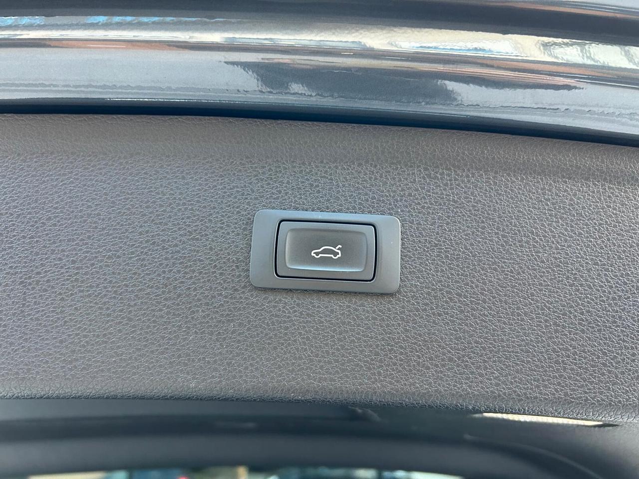 Audi Q5 35 TDI quattro S tronic Business