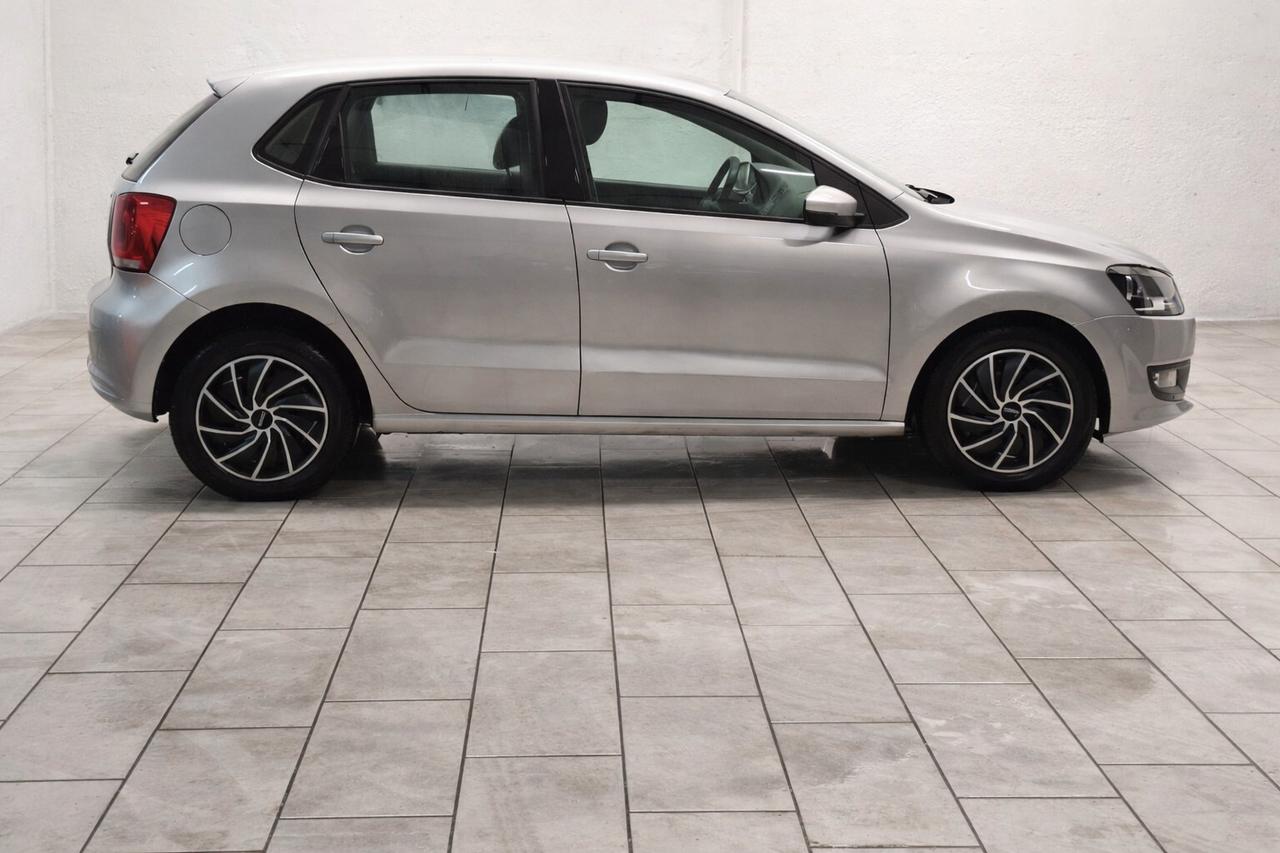 Volkswagen Polo 1.4 5 porte Highline 6 MESI GARANZIA NEOPATENTATI UNICOPROPIETARIO NAVI EURO5