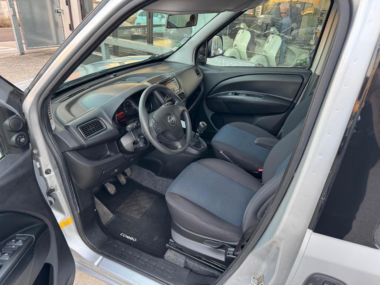 Opel Combo 1.6 CDTI 105CV 5 POSTI
