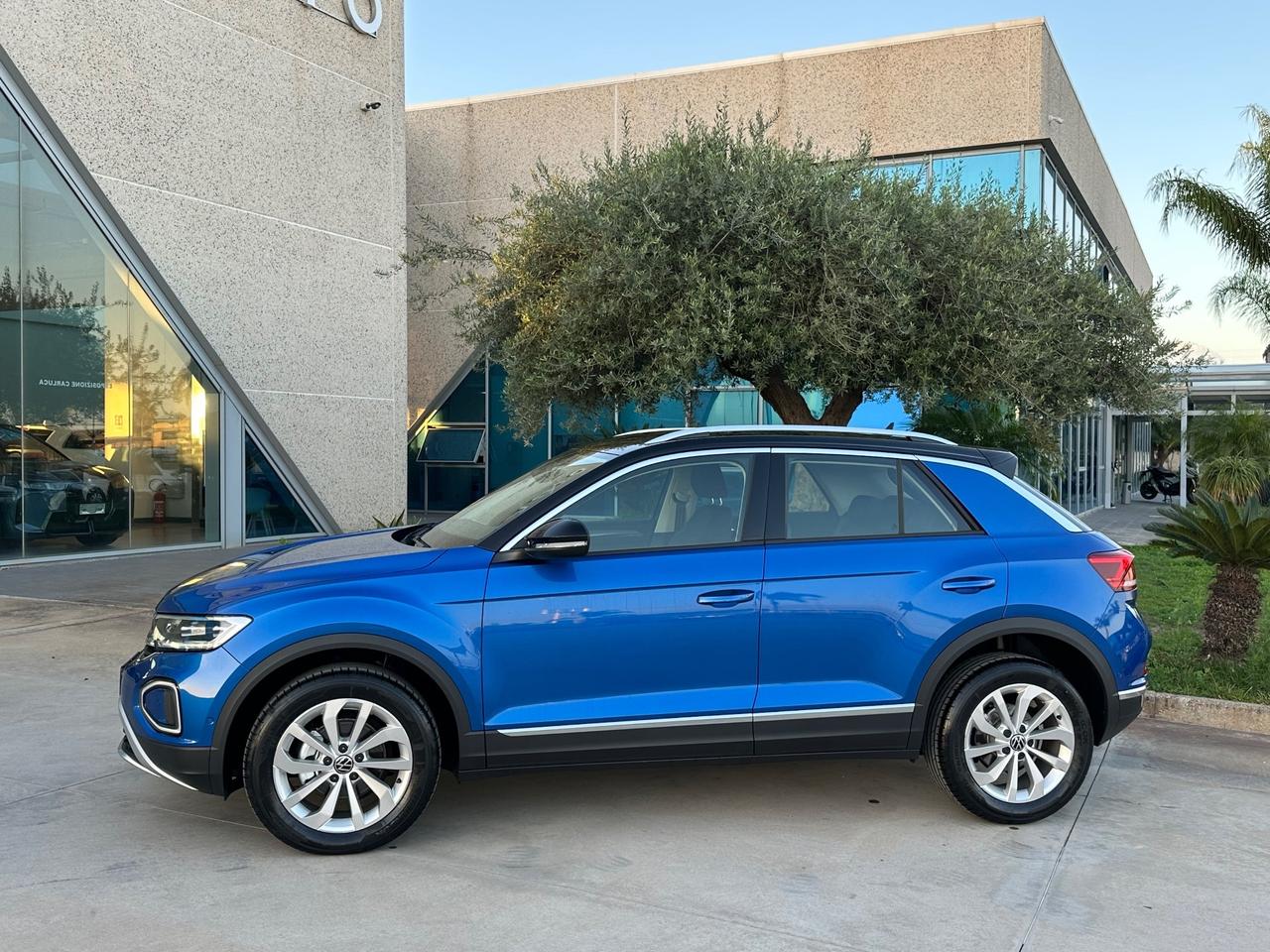 Volkswagen T-Roc 2.0 tdi Style possibilità noleggio no scoring