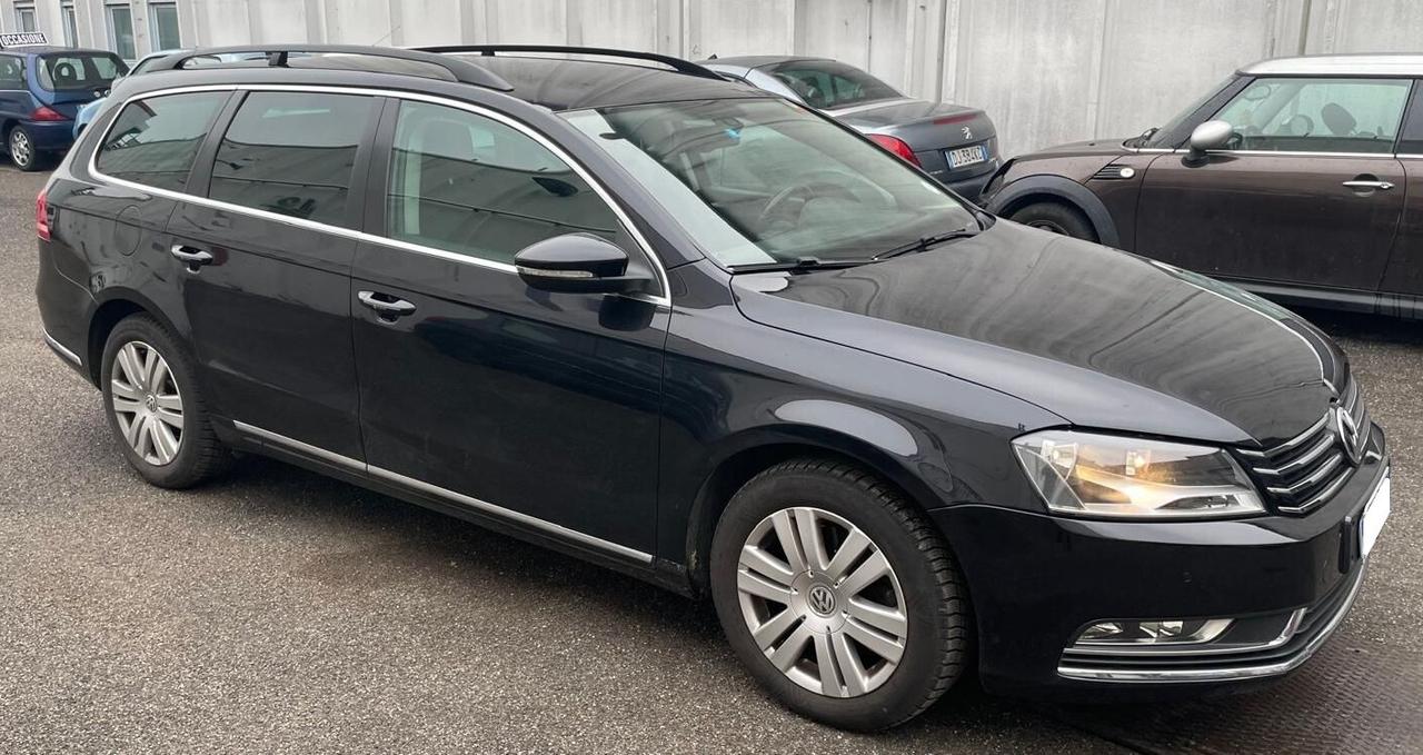 VW PASSAT VARIANT 2.0 TDI 140Cv. DSG COMFORT