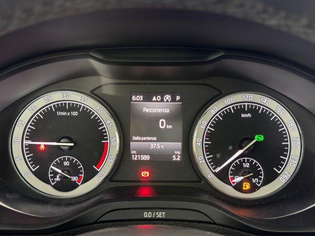 SKODA Karoq Karoq 1.6 TDI SCR DSG Executive