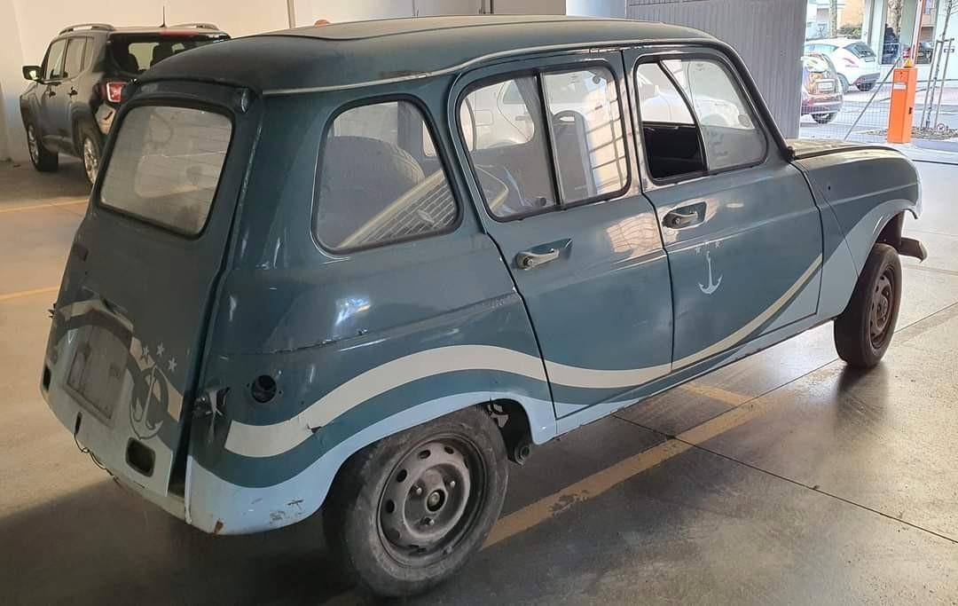 Renault 4