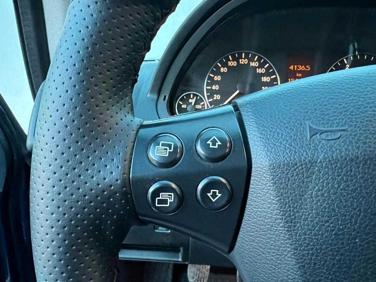 MERCEDES-BENZ CLASSE A 180 2.0 CDI 110CV 2012!!! PREMIUM !!!