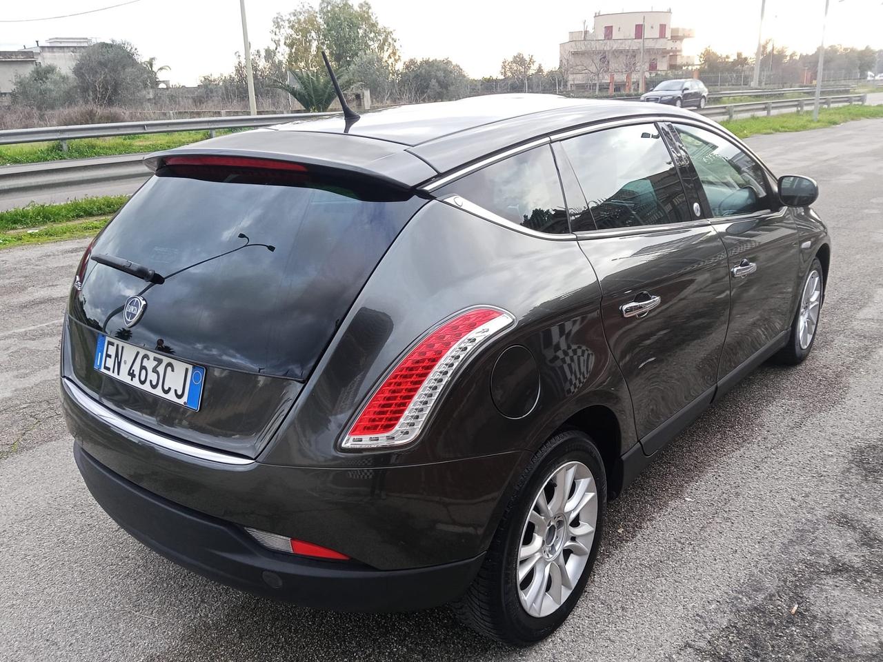 Lancia Delta 1.4 Gold Ecochic GPL 2012