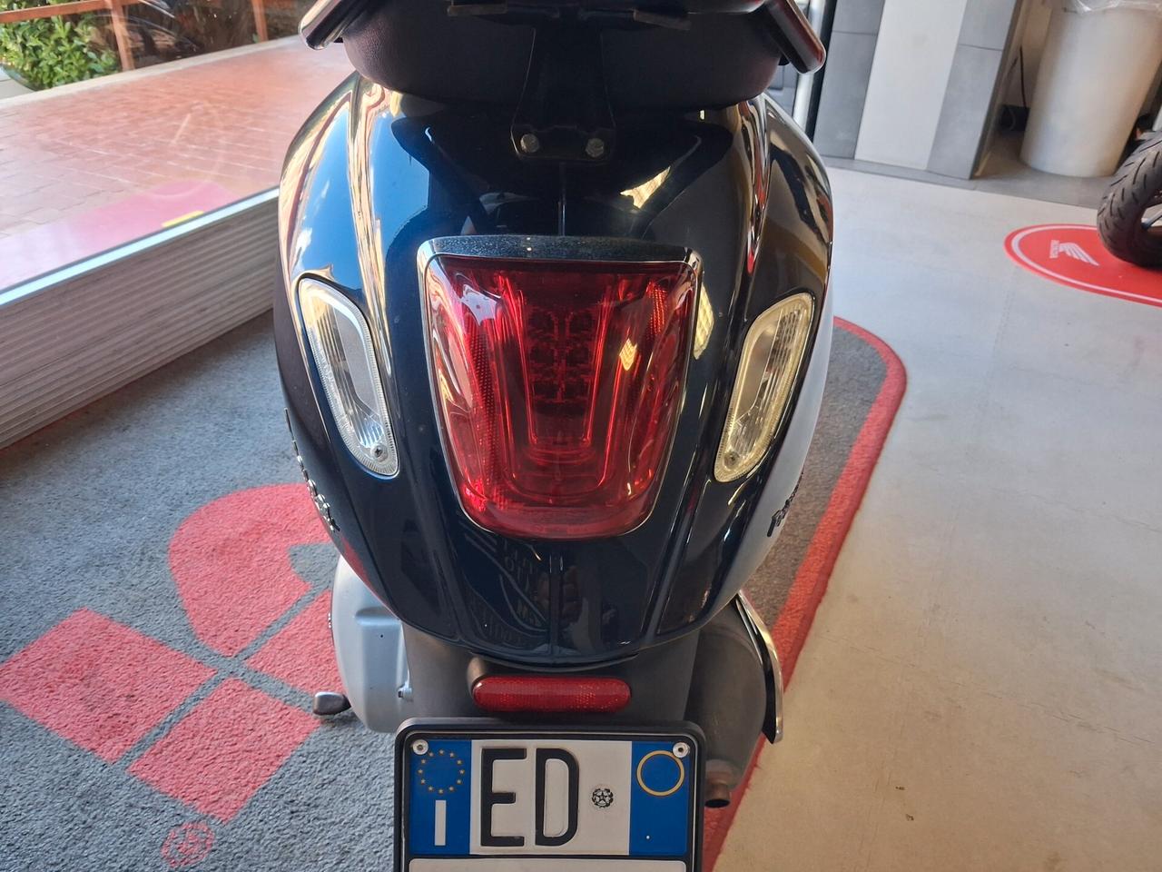 Vespa Primavera 150 3V