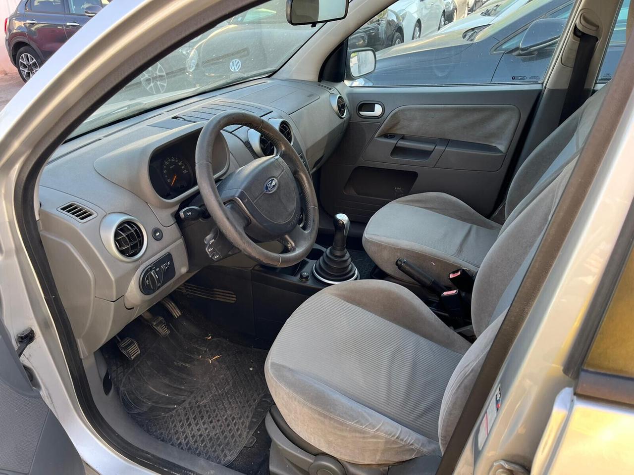 Ford Fusion 1.6 16V 5p. Elegance