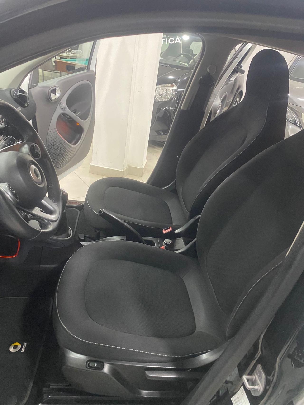 Smart ForFour 70 1.0 Passion