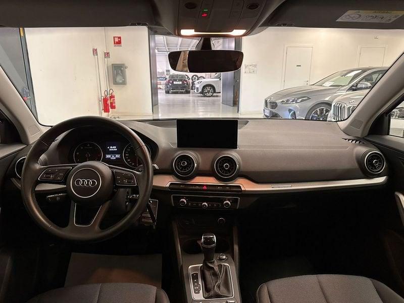 Audi Q2 35 2.0 tdi Business plus s-tronic