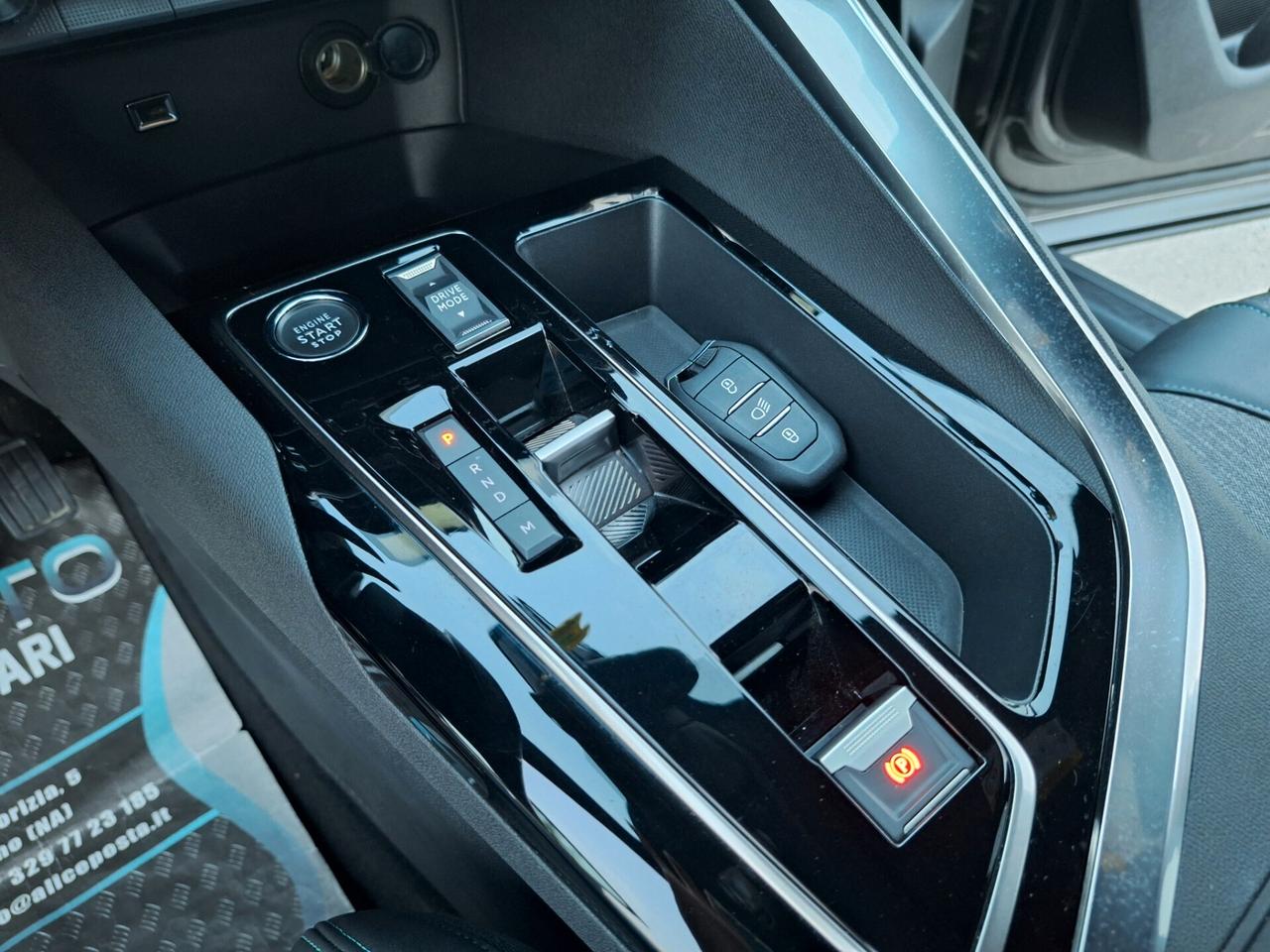 Peugeot 5008 ALLURE PACK 1.5 HDi 130 EAT8 NAV+RETROCAM. 7posti -2024