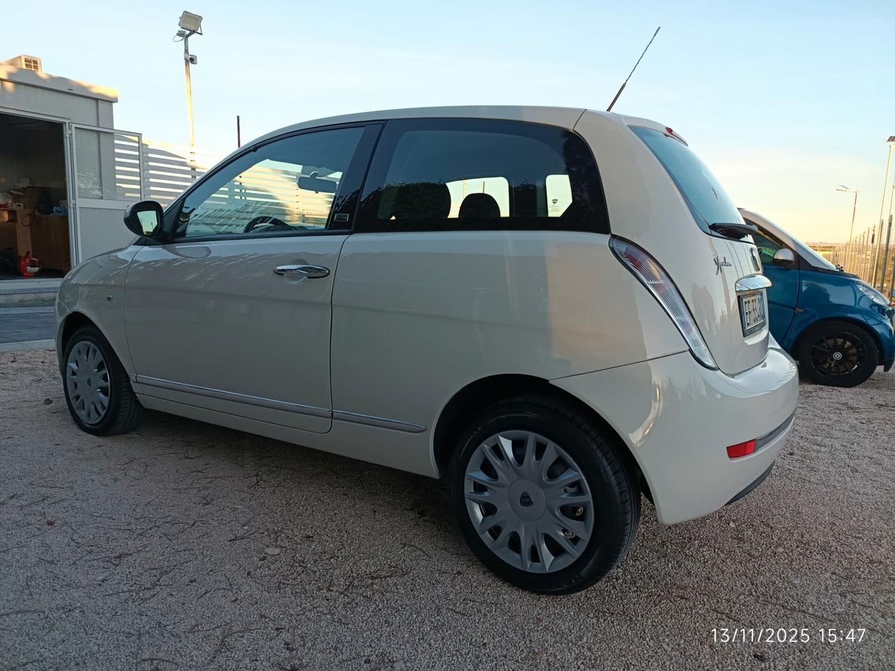 Lancia Ypsilon 1.3 MJT 75 CV Unyca PREZZO FISSO