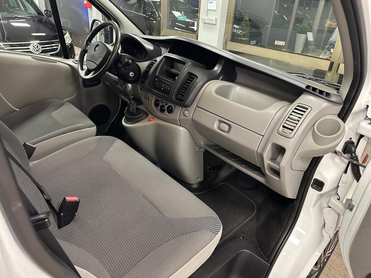 Opel Vivaro 29 2.0 CDTI PC-TN Furgone Vetrato Fap 9 POSTI