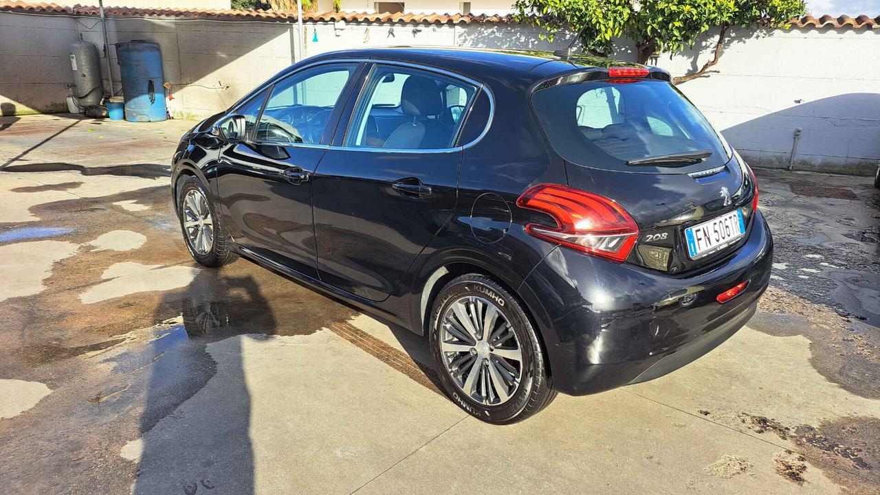 Peugeot 208 PureTech 82 Allure