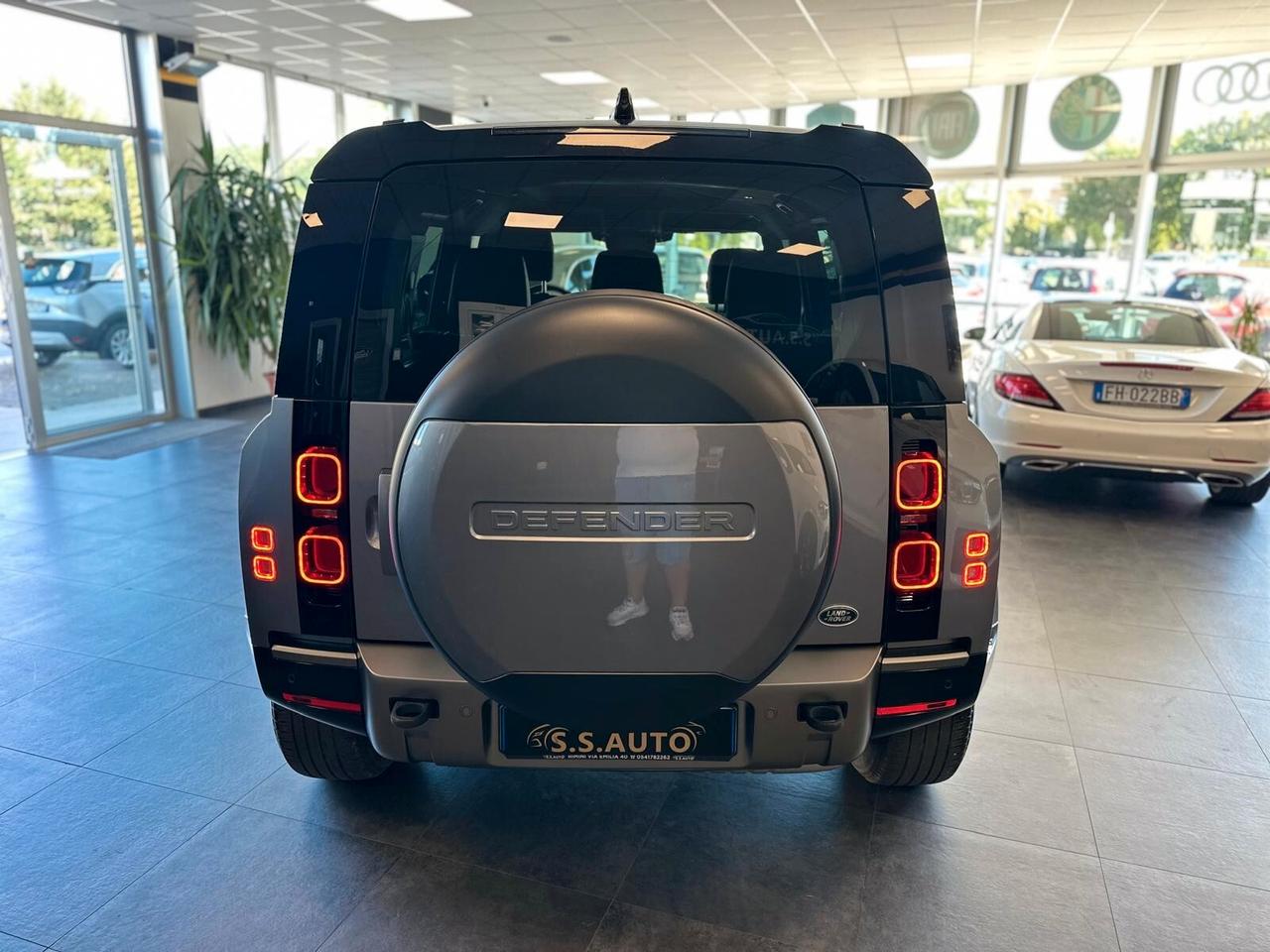 Land Rover Defender 110 3.0D I6 250 CV AWD Auto X-Dynamic HSE