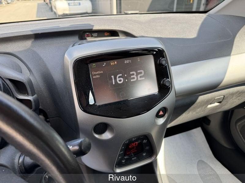 Toyota Aygo Aygo 1.0 VVT-i 69 CV 5 porte x-play TSS