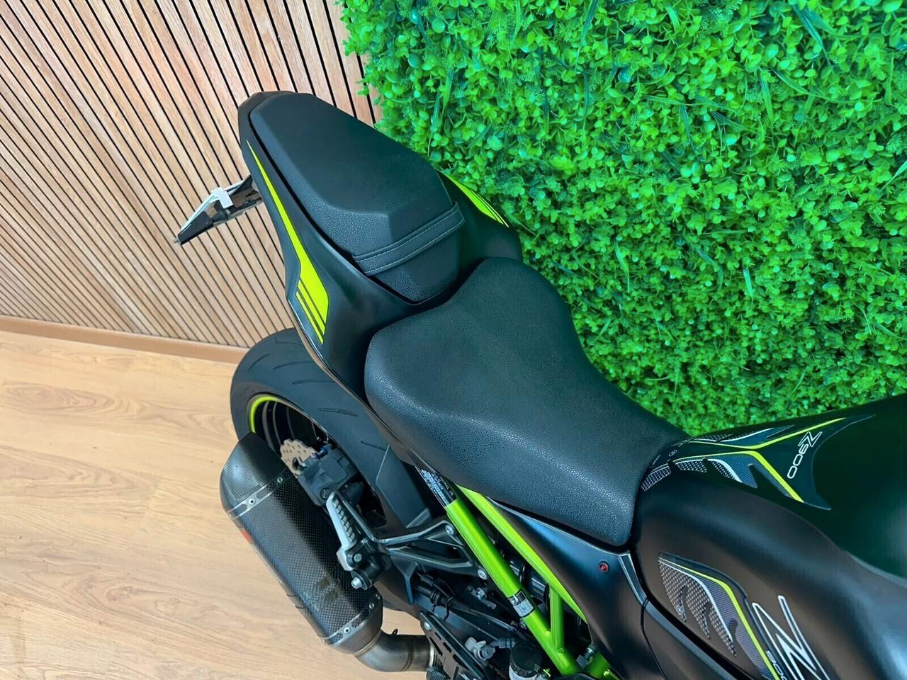 KAWASAKI Z900 Z 900 - 2021 AKRAPOVIC DA 129€ AL MESE