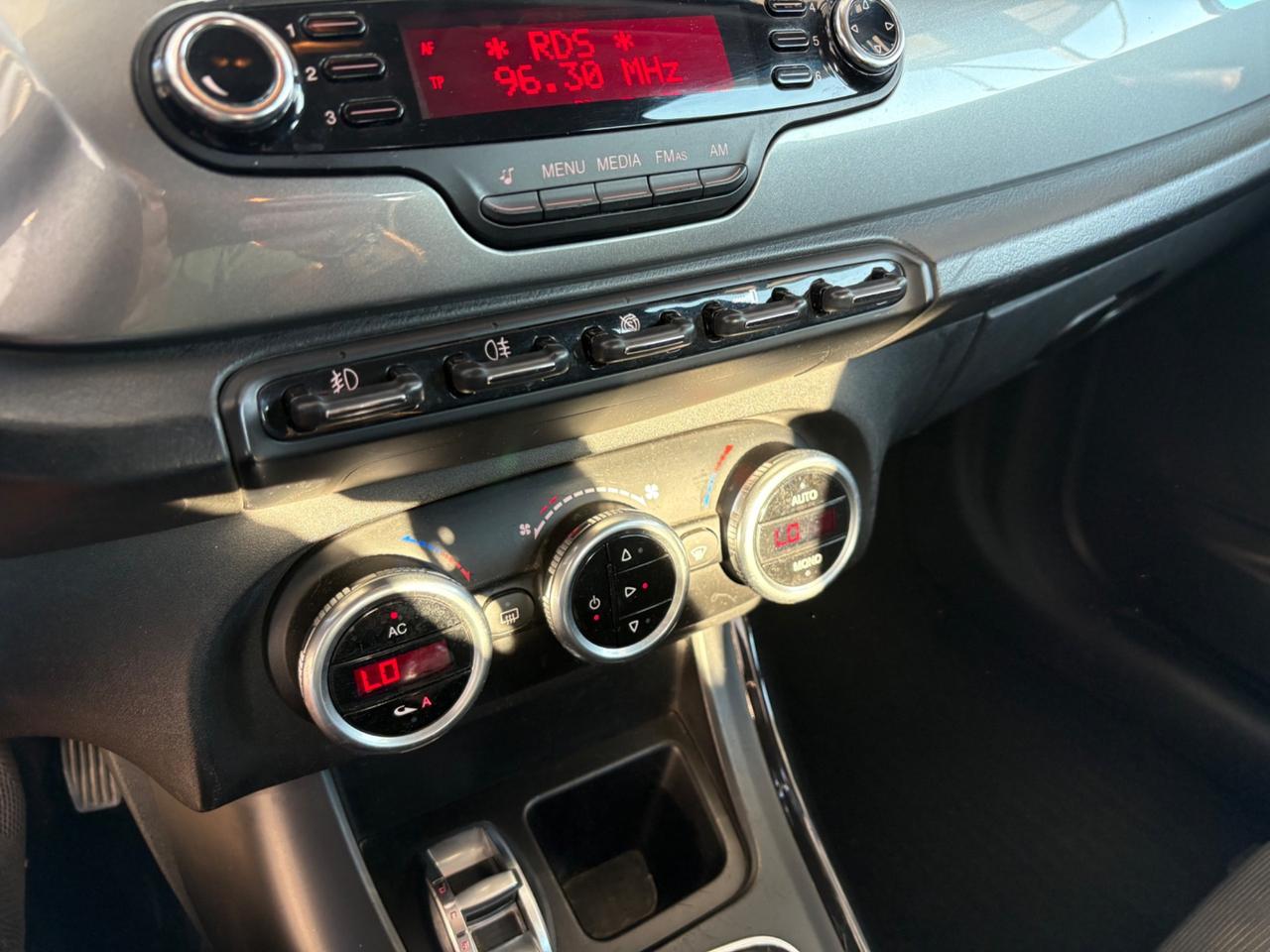 Alfa Romeo Giulietta 1.6 JTDm-2 105 CV Distinctive
