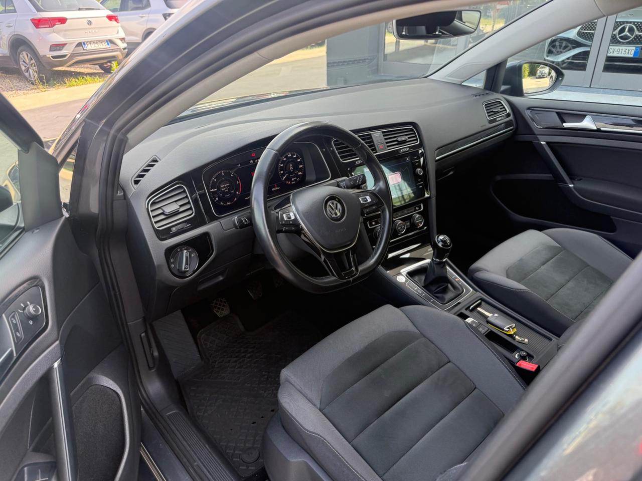 Volkswagen Golf 1.6 TDI 115 CV 5p. Executive BlueMotion Technology